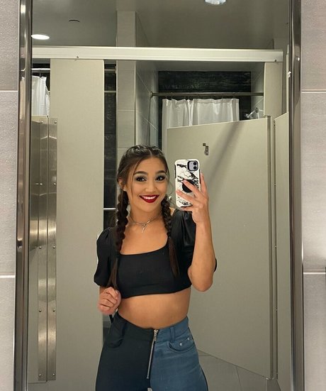 Roxanne Perez