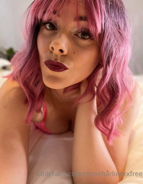 Nacktes geleaktes OnlyFans-Foto von Rileyroxfree