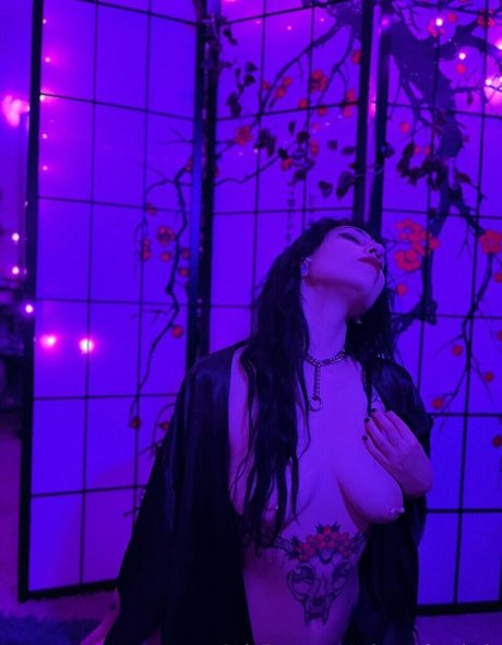 Nacktes geleaktes OnlyFans-Foto von Grimmafterdark
