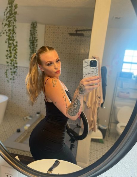 Nacktes geleaktes OnlyFans-Foto von Thesinfulscorpio