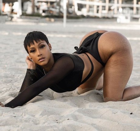 Mizz Twerksum