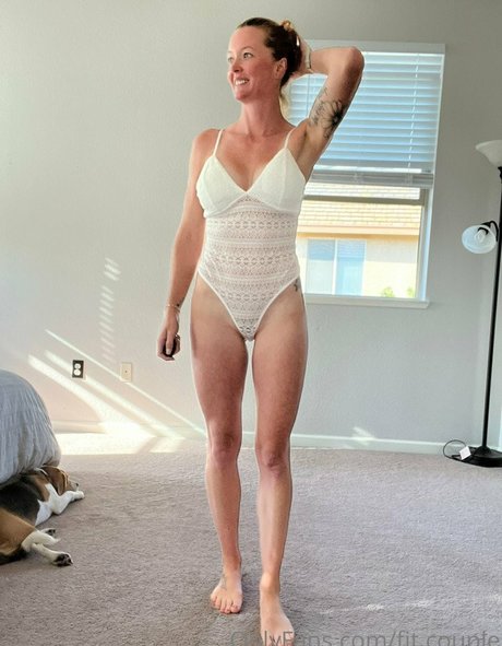 Nacktes geleaktes OnlyFans-Foto von Fitredheadd