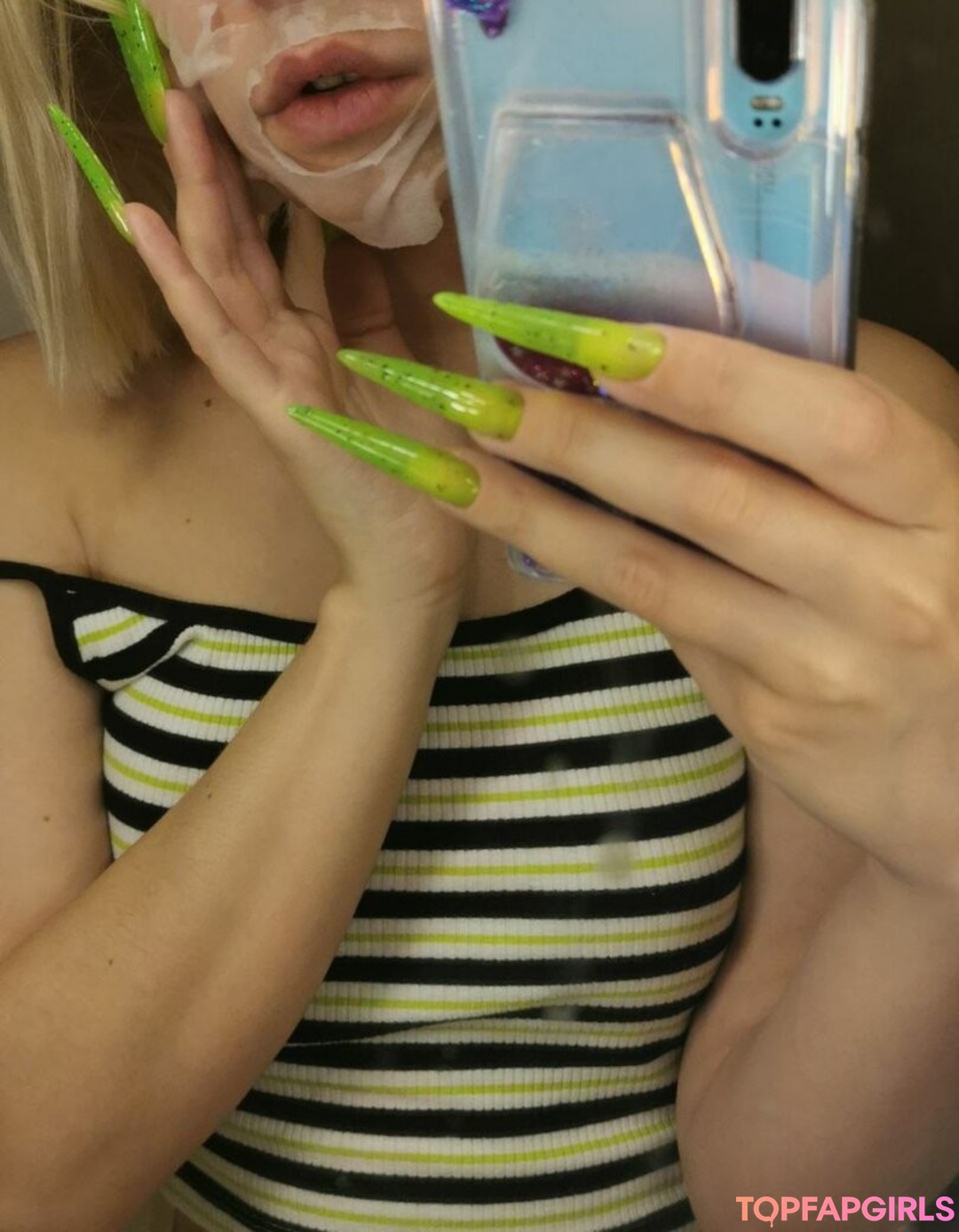 Nacktes geleaktes OnlyFans-Foto von Funsnail #1494