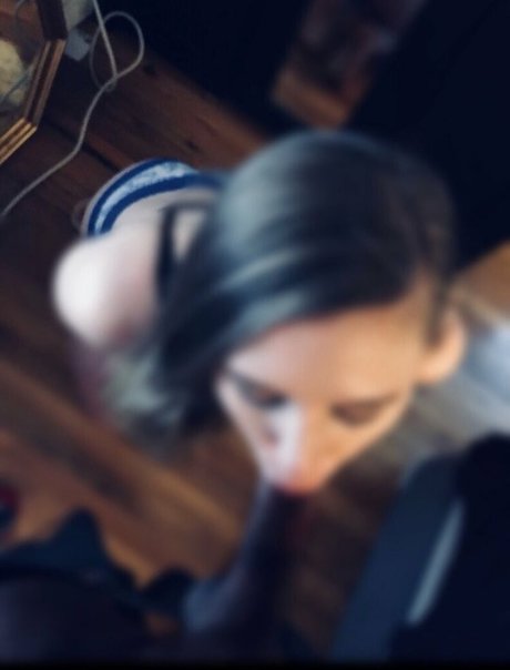 Nacktes geleaktes OnlyFans-Foto von Lizabetholsen
