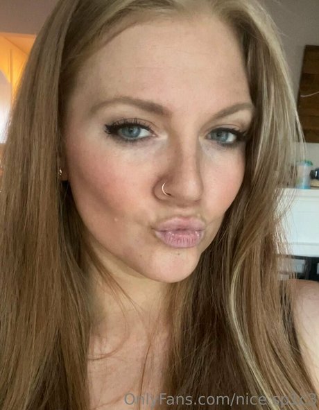 Nacktes geleaktes OnlyFans-Foto von Nicesp1c3