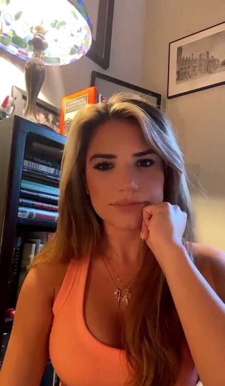 Nacktes geleaktes OnlyFans-Foto von Catalina Lauf