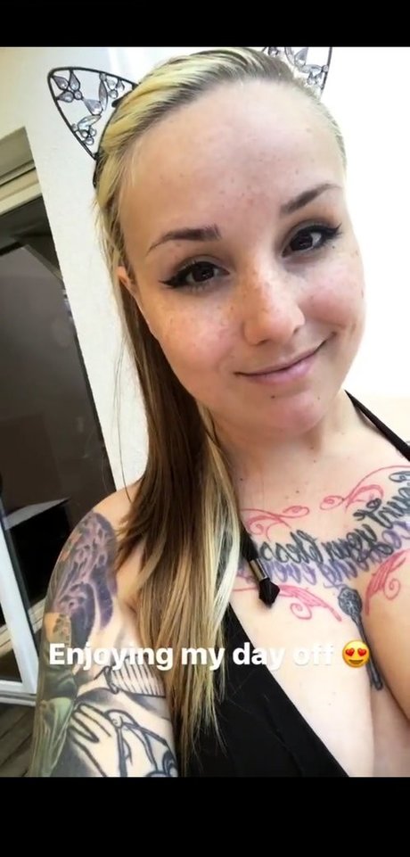 Nacktes geleaktes OnlyFans-Foto von Missrage