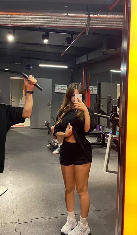 Nacktes geleaktes OnlyFans-Foto von Baharkayaar