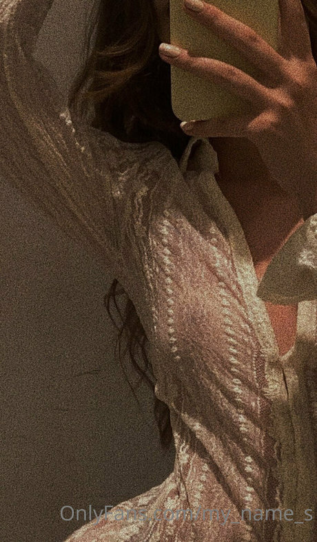 Nacktes geleaktes OnlyFans-Foto von Mynames