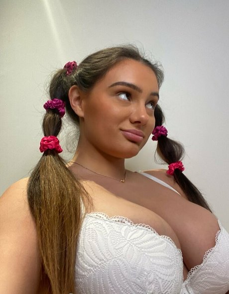 Nacktes geleaktes OnlyFans-Foto von Delilahbellerae