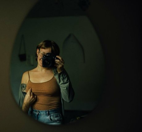 Nacktes geleaktes OnlyFans-Foto von Illuziabytiafree