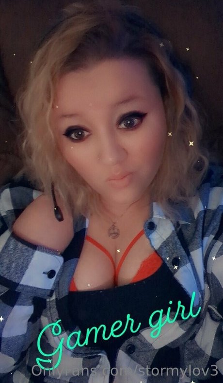 Nacktes geleaktes OnlyFans-Foto von Stormylov3