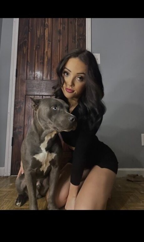 Nacktes geleaktes OnlyFans-Foto von Chloe Grace