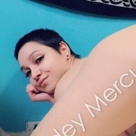 Nacktes geleaktes OnlyFans-Foto von Cadey Mercury