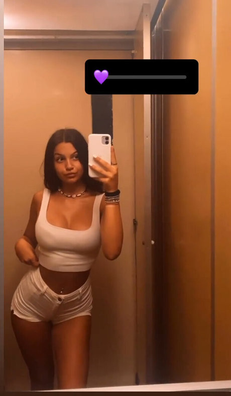 Nacktes geleaktes OnlyFans-Foto von Natalia Lamprou