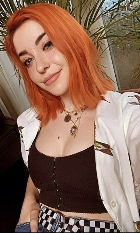 Nacktes geleaktes OnlyFans-Foto von Annitheduck