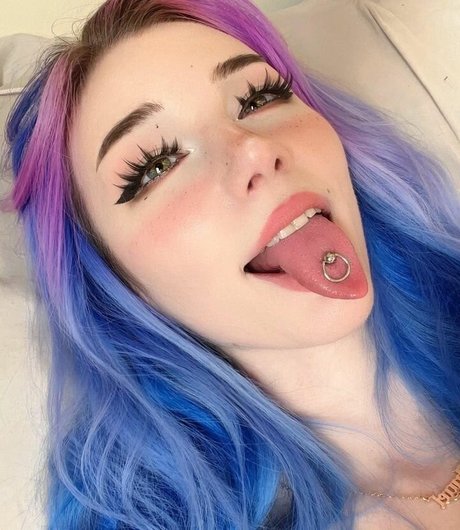 Nacktes geleaktes OnlyFans-Foto von Daniellemercedie
