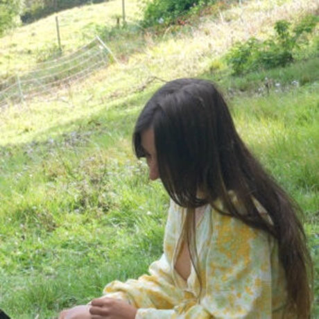 Nacktes geleaktes OnlyFans-Foto von Mother The Mountain Farm