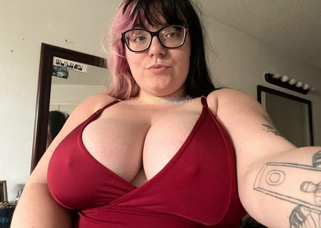 Nacktes geleaktes OnlyFans-Foto von Realcococashfree