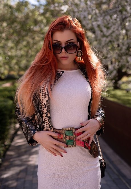 Anya Ichios