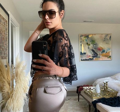 Nadine Velazquez