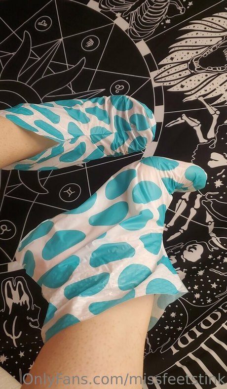 Nacktes geleaktes OnlyFans-Foto von Missfeetstink