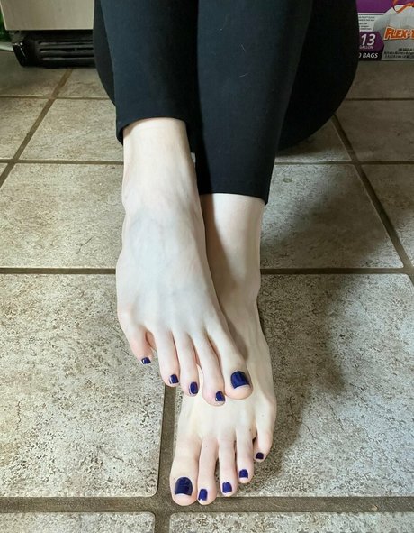 Nacktes geleaktes OnlyFans-Foto von Loritoes32