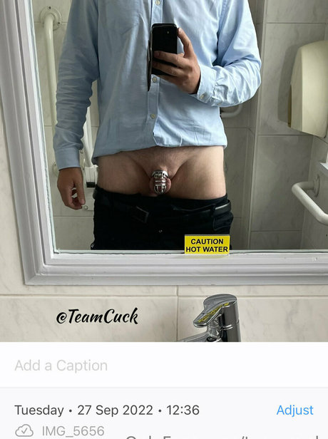 Nacktes geleaktes OnlyFans-Foto von Teamcuck