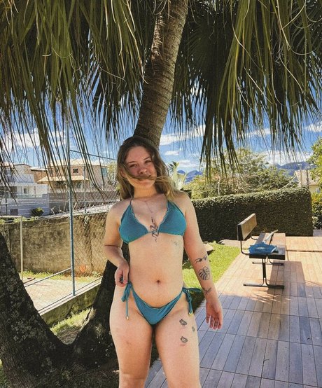 Nacktes geleaktes OnlyFans-Foto von Maluparis