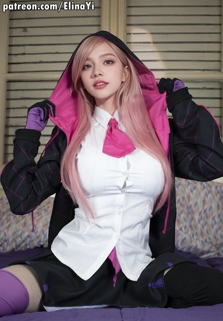 Elina Yi