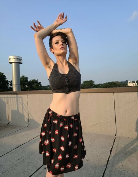 Nacktes geleaktes OnlyFans-Foto von Hennanuellerfree