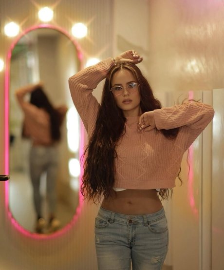 Nacktes geleaktes OnlyFans-Foto von Ana Lucia Dominguez