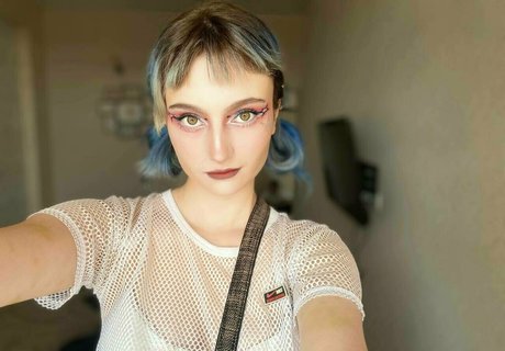 Nacktes geleaktes OnlyFans-Foto von Leilaagrace