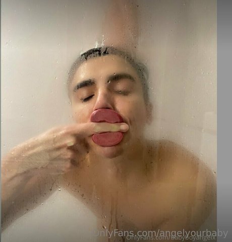 Nacktes geleaktes OnlyFans-Foto von Angelbimboxxx