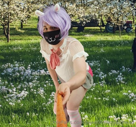 Lewdfemboyairhead