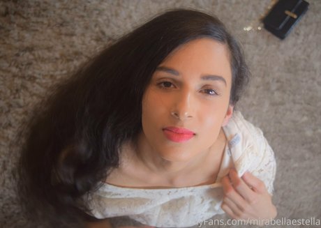 Nacktes geleaktes OnlyFans-Foto von Mirabella00