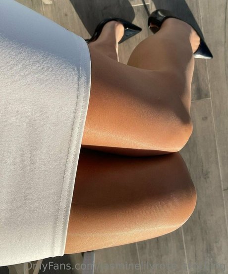 Jasminelilyrose_stocking