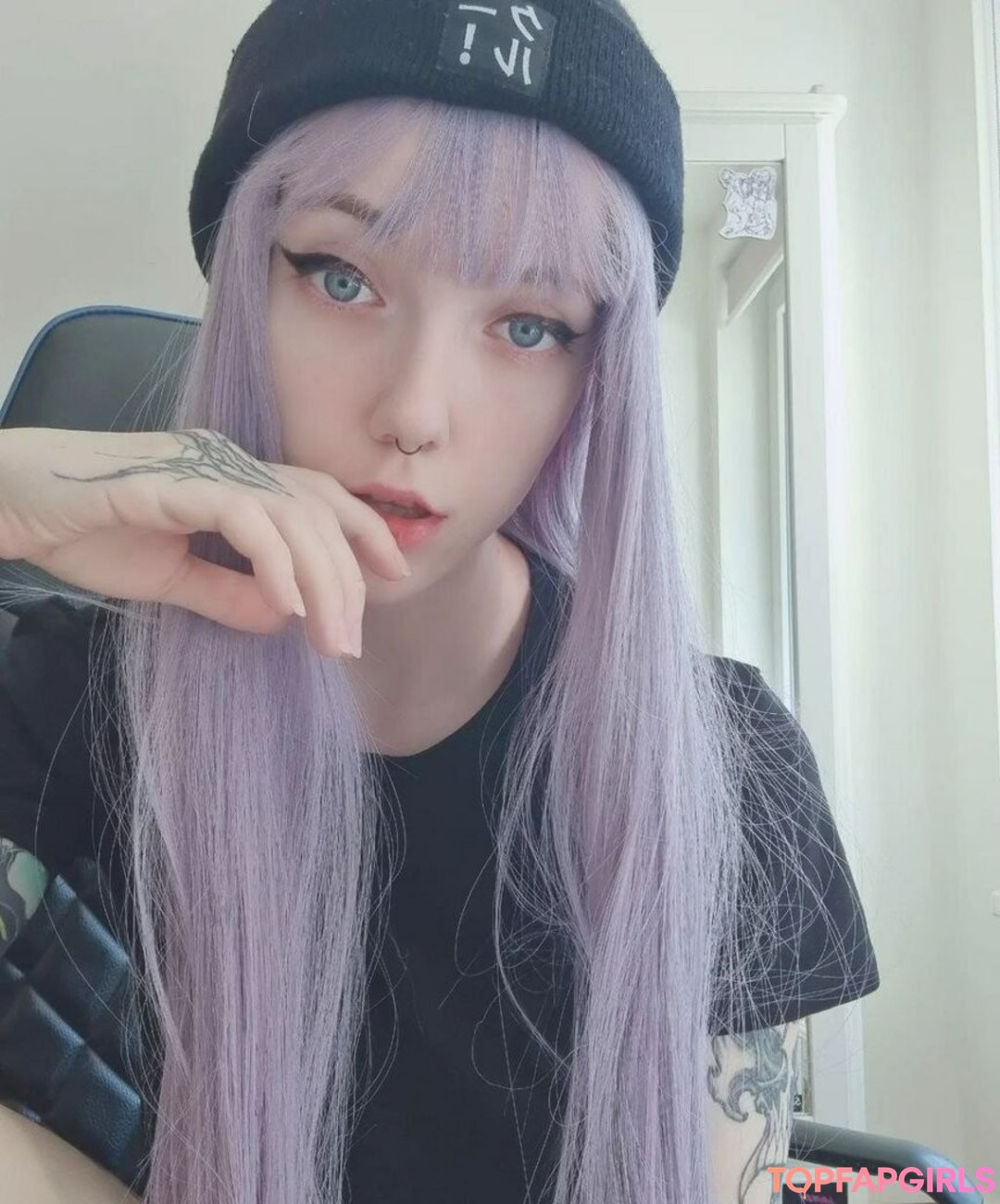 Nacktes geleaktes OnlyFans-Foto von Elleslove #1435