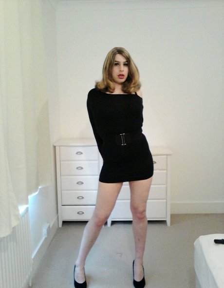 Nacktes geleaktes OnlyFans-Foto von Lialarosa
