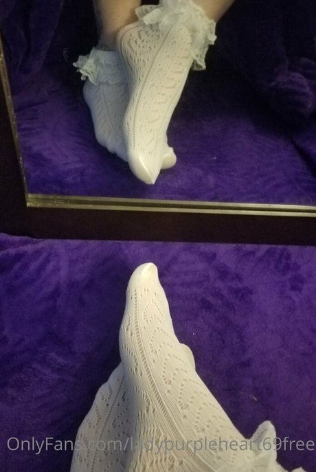 Nacktes geleaktes OnlyFans-Foto von Ladypurpleheart69free
