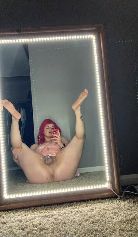 Nacktes geleaktes OnlyFans-Foto von Beeonherknees