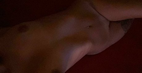 Nacktes geleaktes OnlyFans-Foto von Sarissakoldenhof