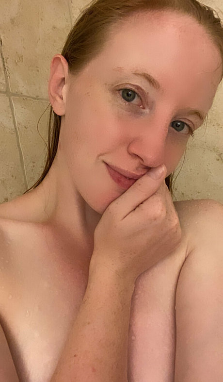 Nacktes geleaktes OnlyFans-Foto von Gingerquest