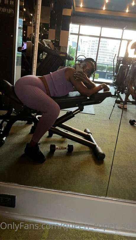 Queensupersoaker