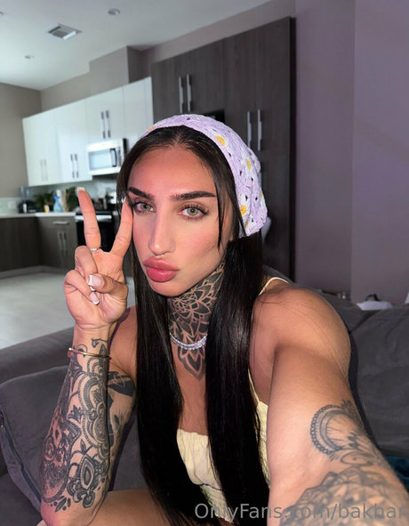 Nacktes geleaktes OnlyFans-Foto von Bakhar