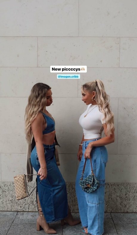 Nacktes geleaktes OnlyFans-Foto von Saffron Barker