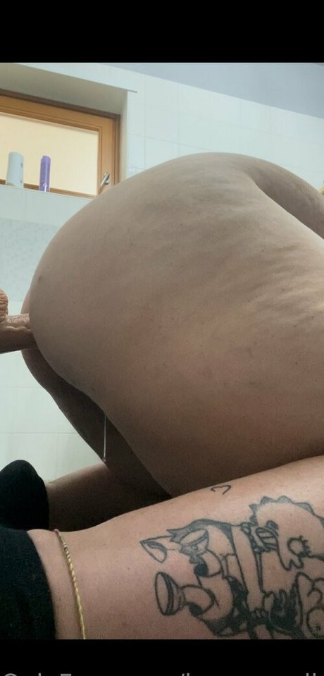 Nacktes geleaktes OnlyFans-Foto von Heresaredhead