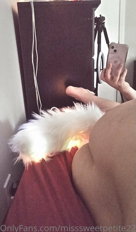 Nacktes geleaktes OnlyFans-Foto von Misssweetpetite22