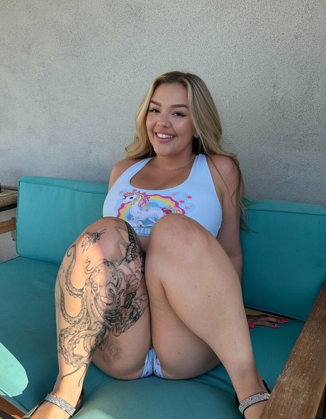Nacktes geleaktes OnlyFans-Foto von Itshollybabyy12