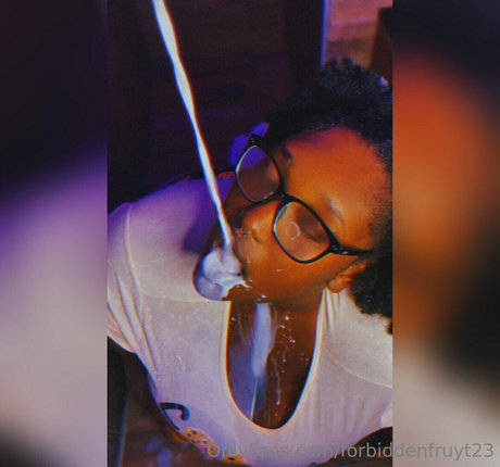 Forbiddenfruyt23